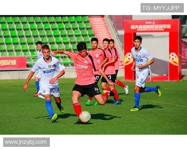 当前中国足球明星有哪些值得关注的球员及其成就分析